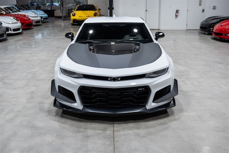 Used 2018 Chevrolet Camaro ZL1 RWD image 9