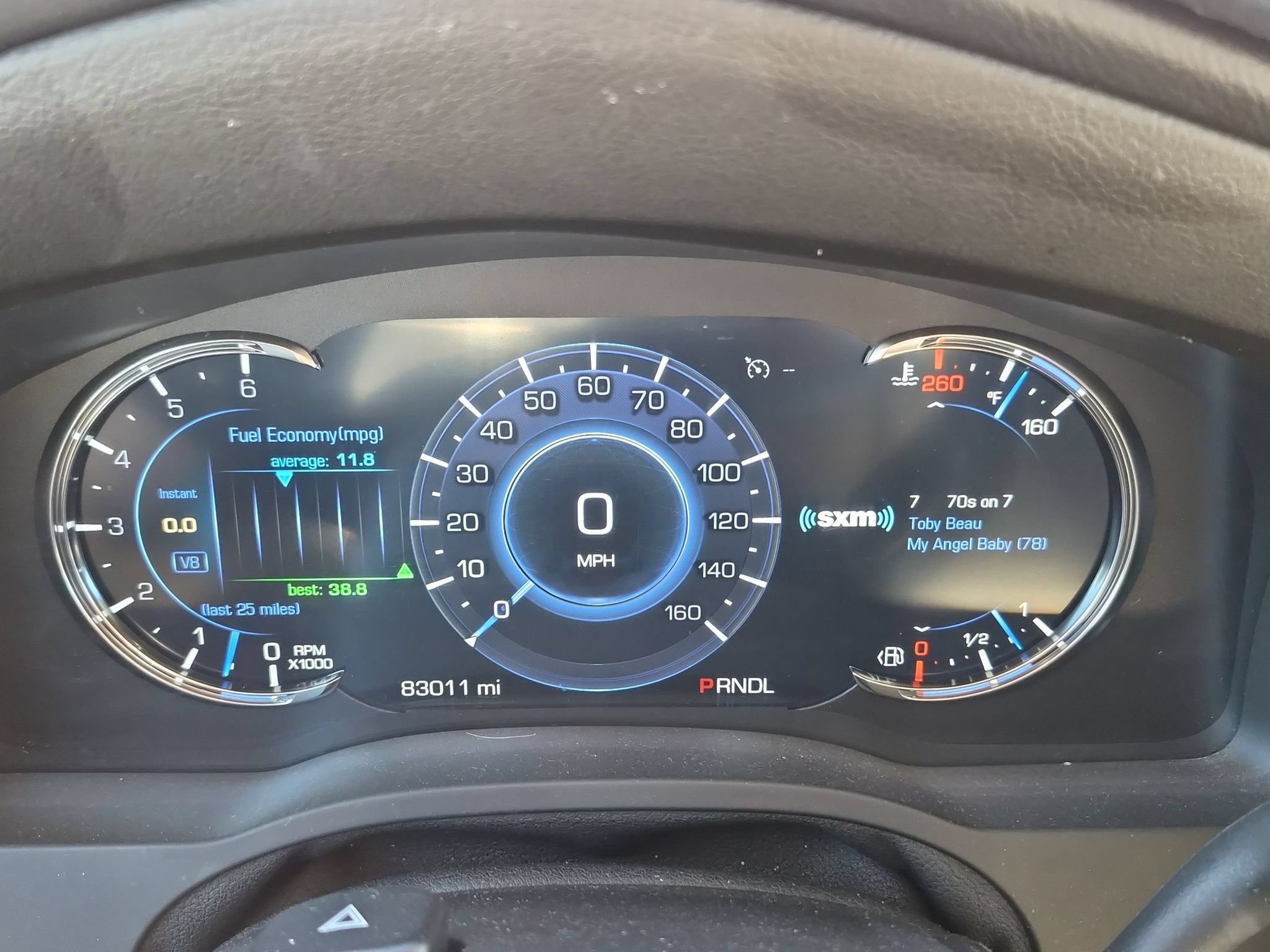 Used 2018 Cadillac Escalade Luxury RWD image 11