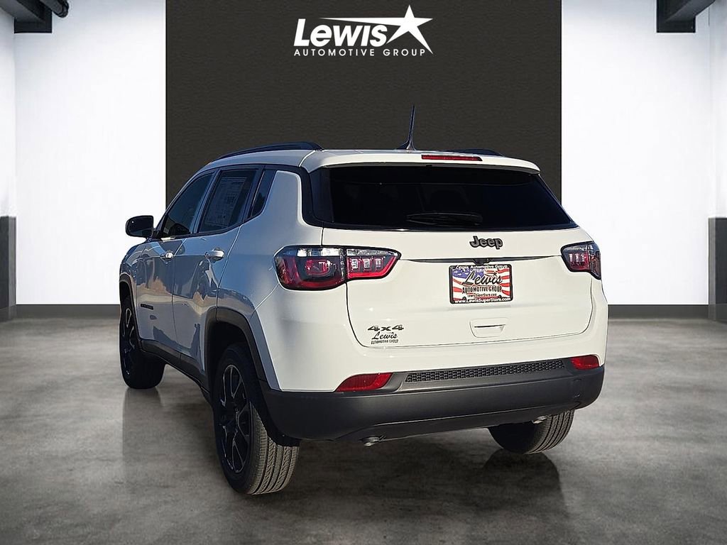 New 2026 Jeep Compass Latitude AWD/4WD image 3