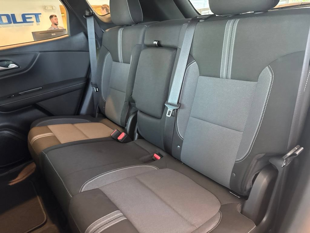 New 2025 Chevrolet Blazer LT w/ Convenience Package AWD/4WD image 17