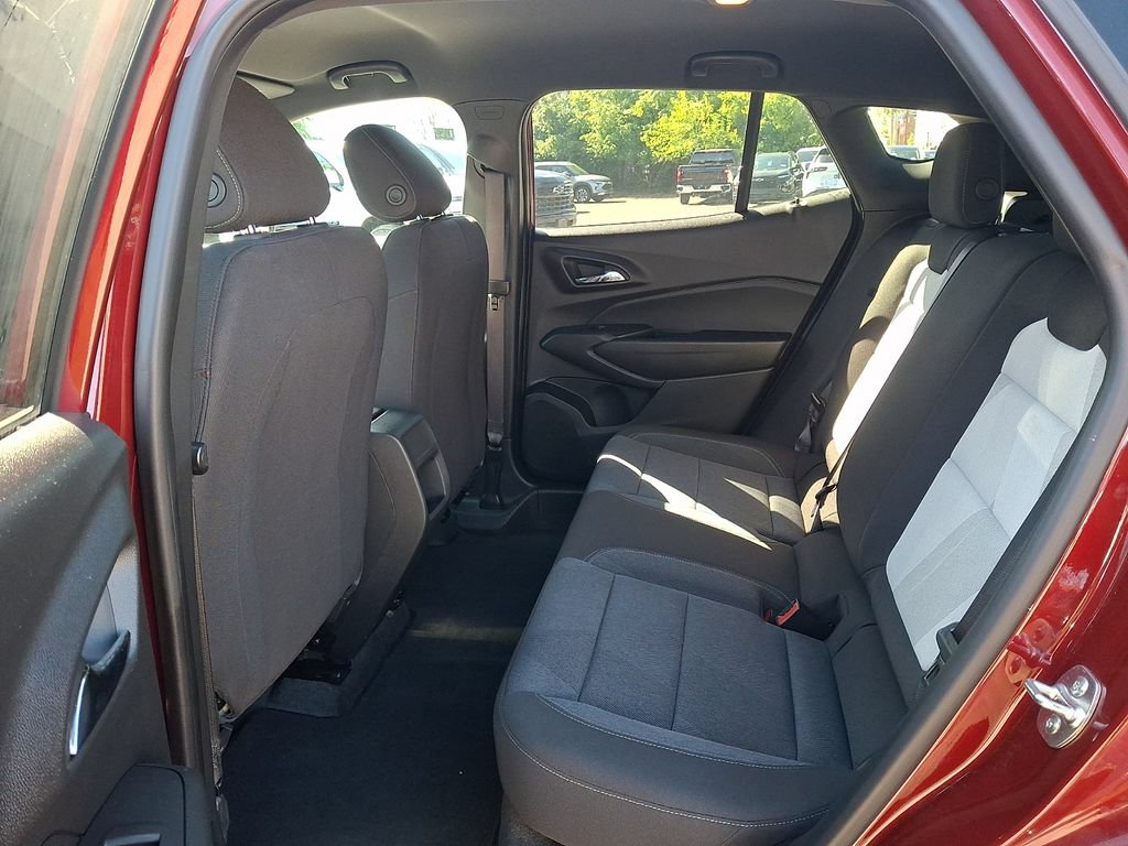 Certified 2024 Chevrolet Trax RS w/ Driver Confidence Package FWD image 10