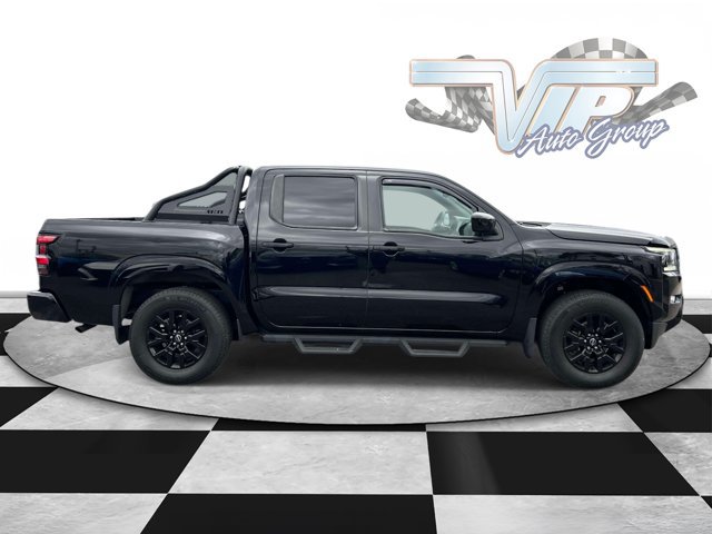 Used 2023 Nissan Frontier SV w/ Midnight Edition Package AWD/4WD image 4