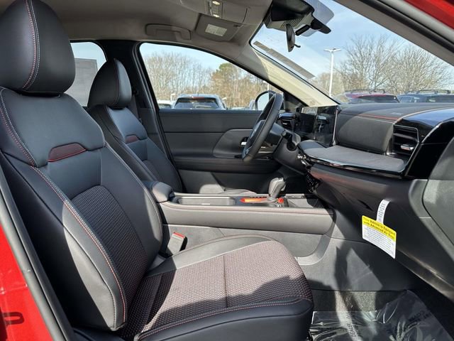 New 2026 Nissan Kicks SR w/ Cold Weather Package image 10