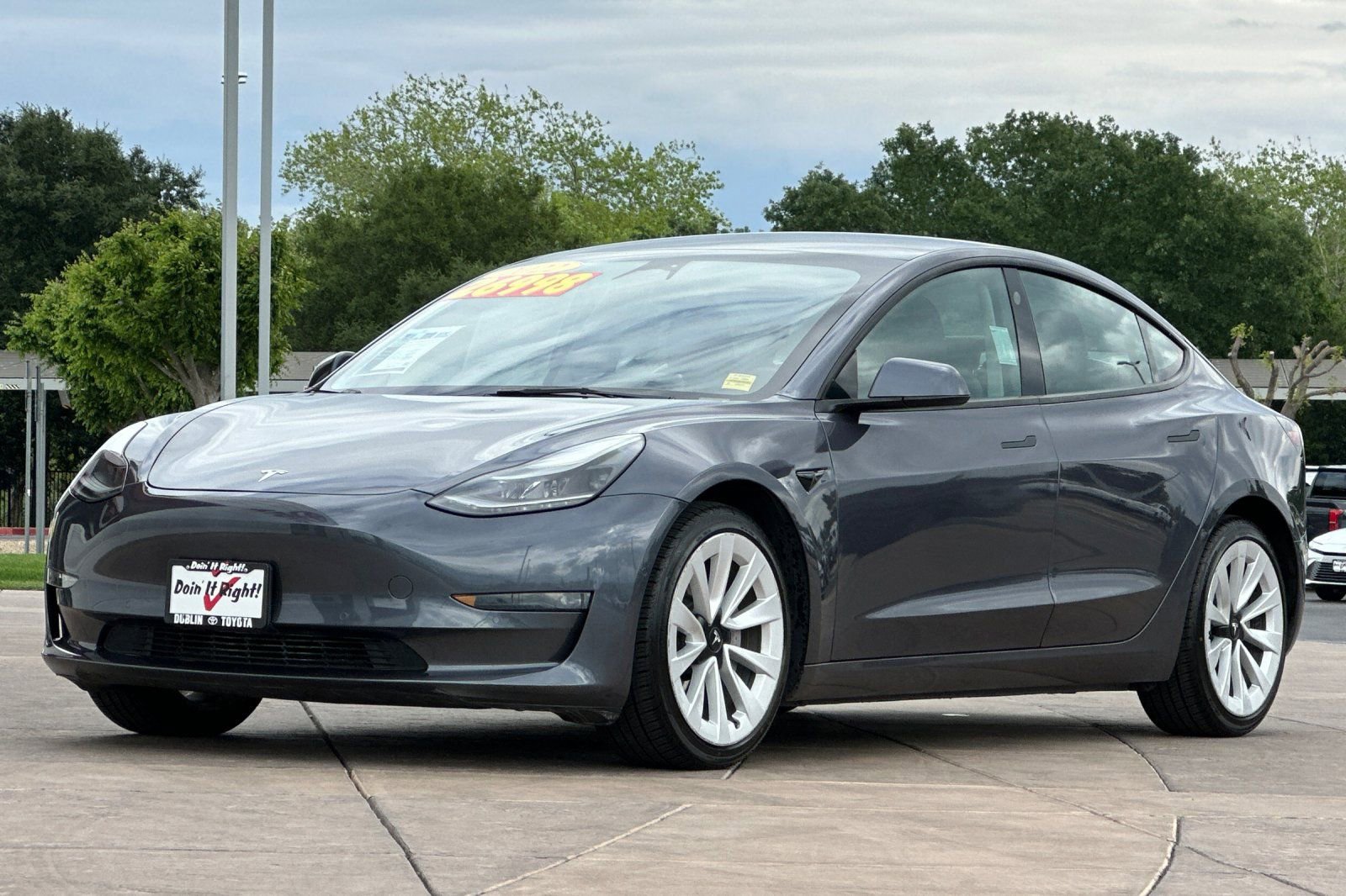 Used 2022 Tesla Model 3 Long Range image 8