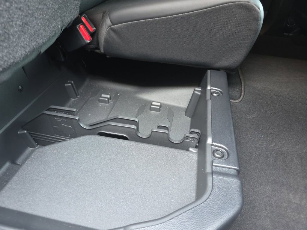 Used 2024 Toyota Tundra Platinum image 39