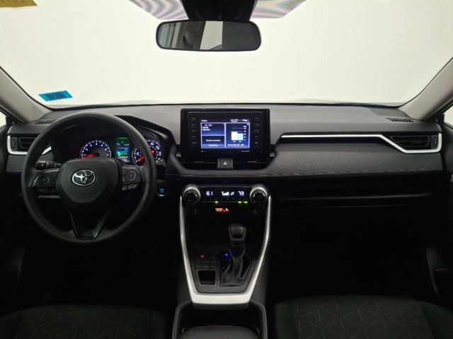 Used 2021 Toyota RAV4 XLE w/ Convenience Package image 14