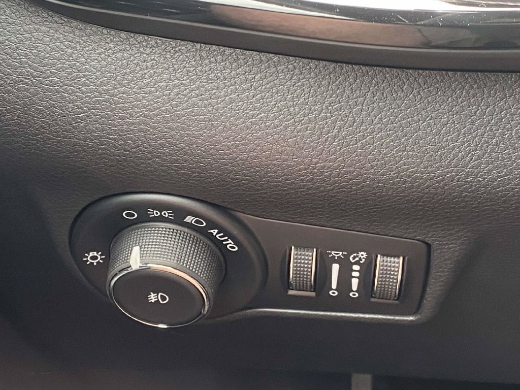 New 2026 Jeep Compass Latitude AWD/4WD image 56