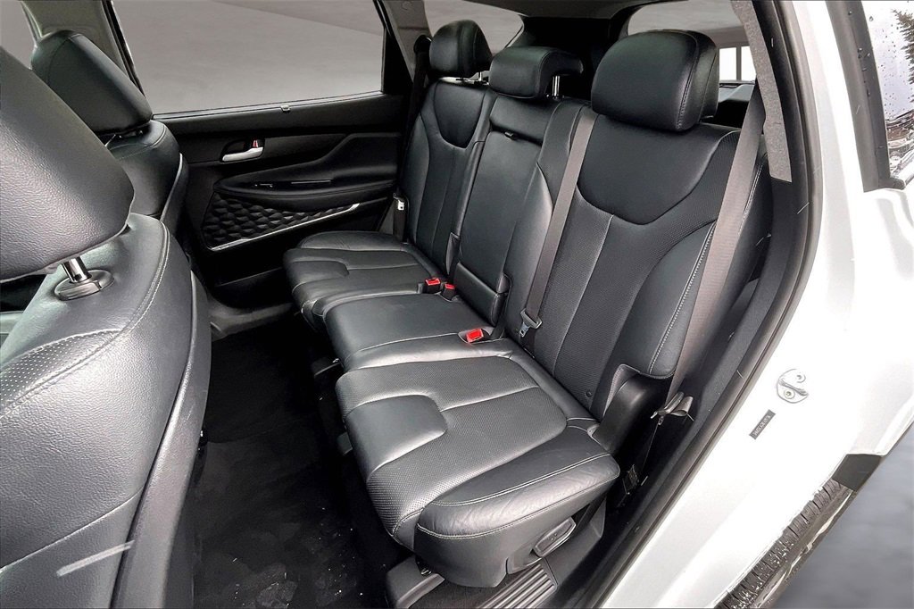 Used 2020 Hyundai Santa Fe Limited image 21
