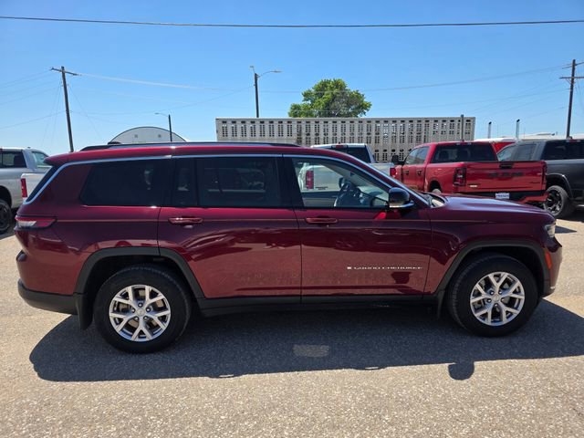 Used 2022 Jeep Grand Cherokee L Limited AWD/4WD image 9