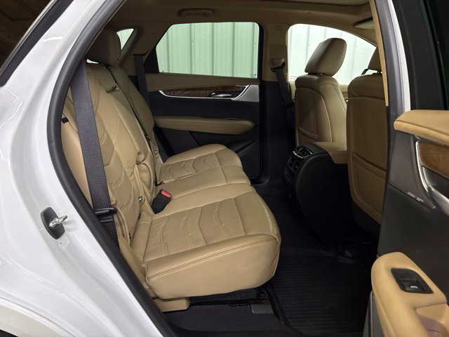 Used 2021 Cadillac XT5 Sportv w/ Platinum Package AWD/4WD image 18