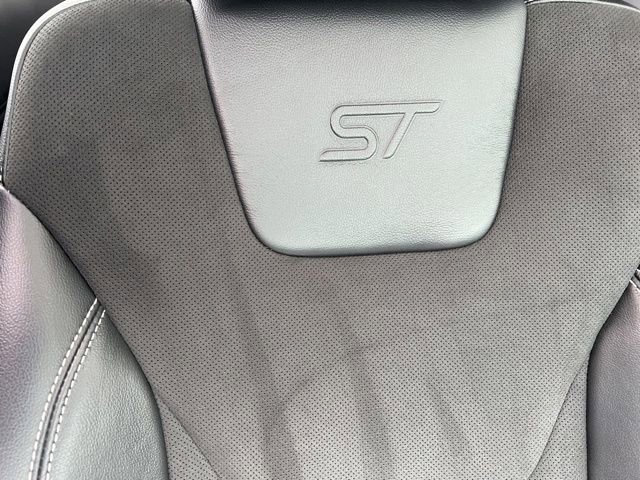 Used 2021 Ford Edge ST w/ Equipment Group 401A image 41