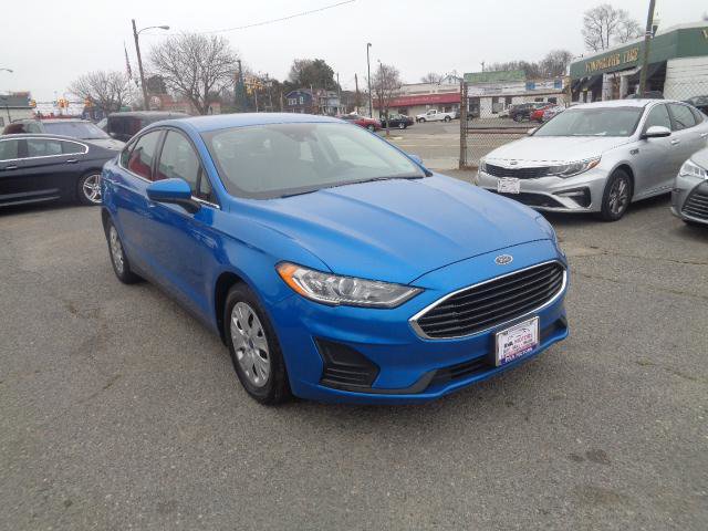 Used 2020 Ford Fusion S image 2