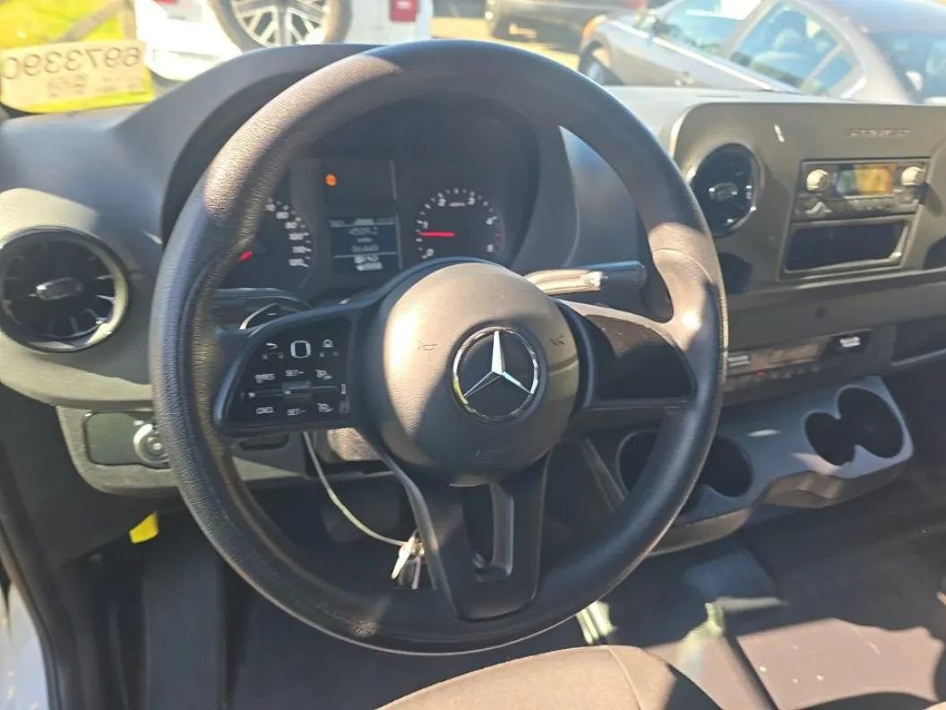 Used 2021 Mercedes-Benz Sprinter 2500 w/ Driver Convenience Package image 14