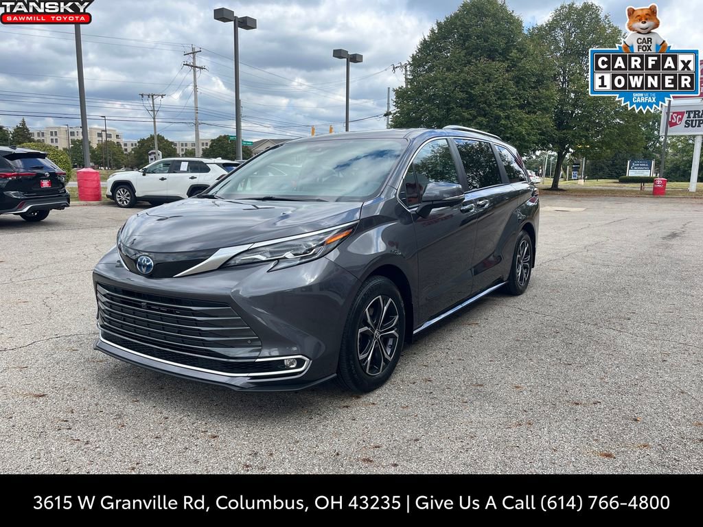 Certified 2025 Toyota Sienna Platinum