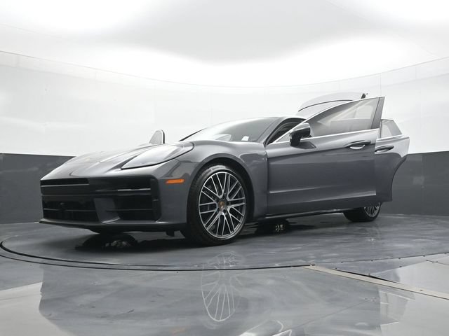 Certified 2025 Porsche Panamera 4 AWD/4WD image 31