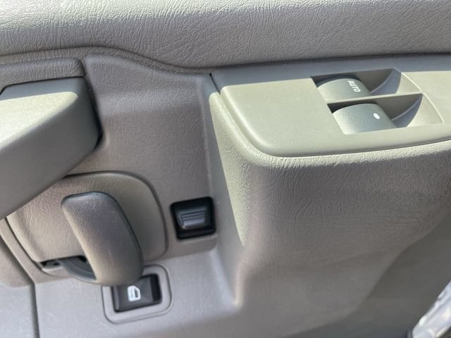 New 2025 GMC Savana 3500 w/ Power Convenience Package RWD image 8
