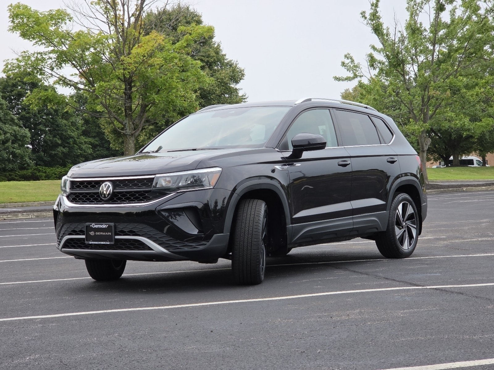 Used 2024 Volkswagen Taos SE w/ Panoramic Sunroof Package AWD/4WD image 22