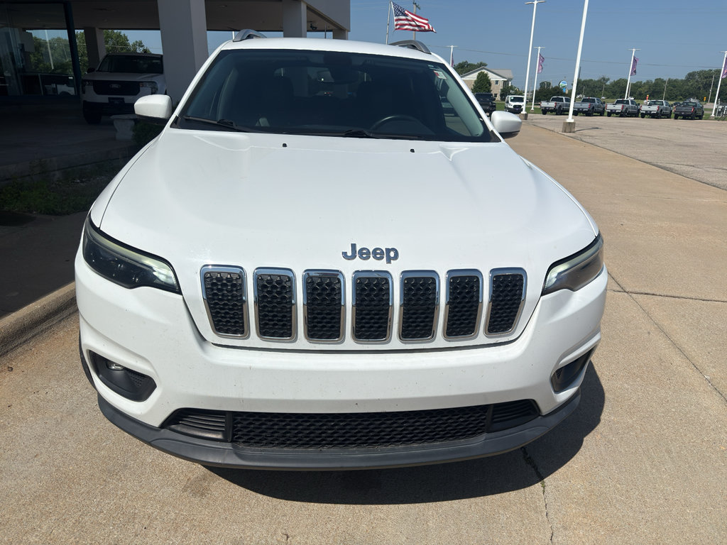 Used 2019 Jeep Cherokee Latitude Plus w/ Comfort/Convenience Group AWD/4WD image 6