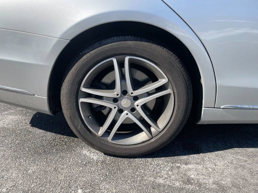 Used 2016 Mercedes-Benz S 550 4MATIC Sedan image 34