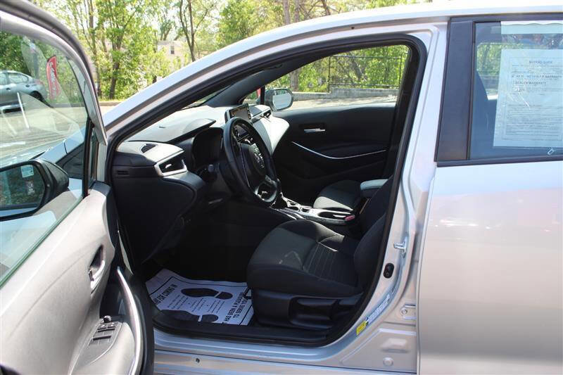 Used 2021 Toyota Corolla SE w/ Carpet Mat Package (TMS) image 10