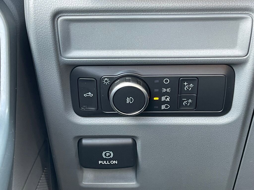 Used 2022 Ford F150 XLT image 19