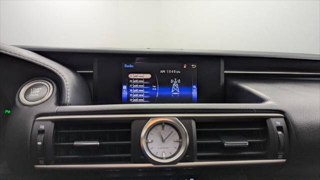Used 2017 Lexus RC 200t F Sport RWD image 22