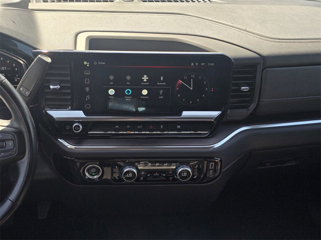 Used 2024 GMC Sierra 1500 SLT image 16