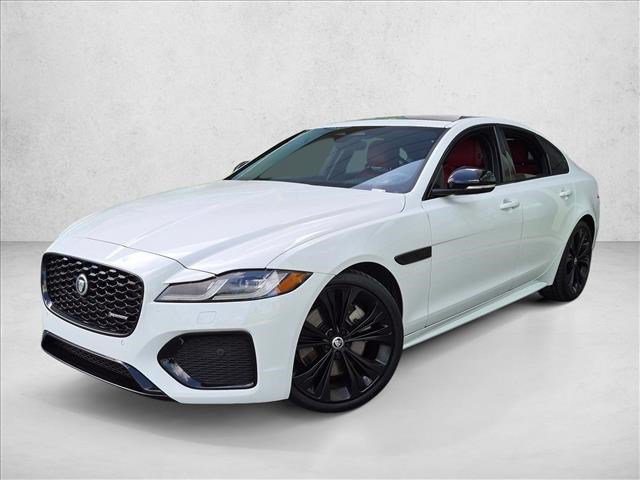 Certified 2024 Jaguar XF R-Dynamic SE AWD/4WD image 1