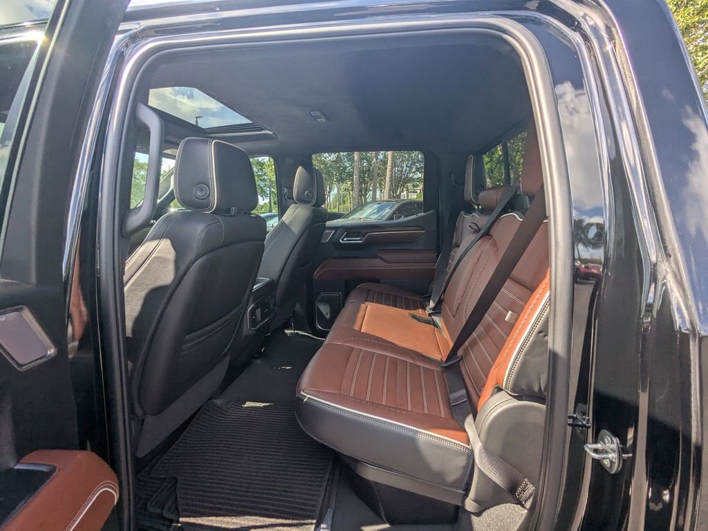 Used 2023 GMC Sierra 1500 Denali Ultimate AWD/4WD image 13