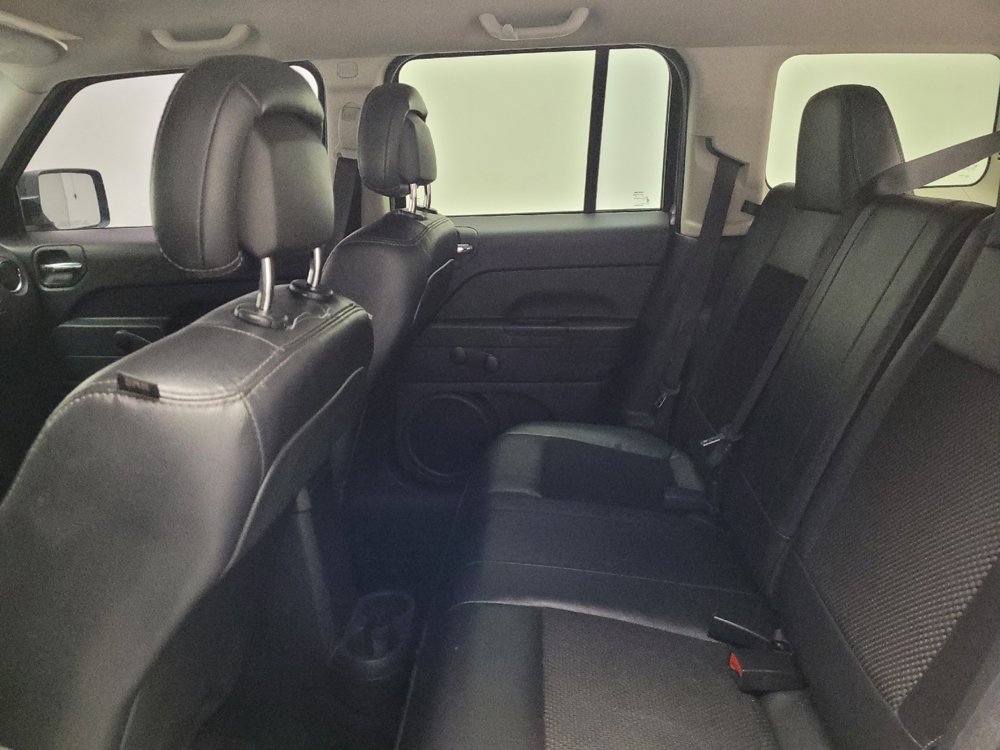 Used 2016 Jeep Patriot Sport FWD image 18