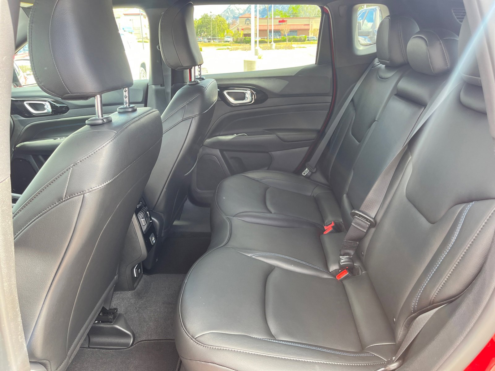 New 2026 Jeep Compass Limited image 24