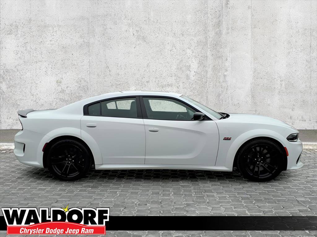Used 2023 Dodge Charger Scat Pack image 2