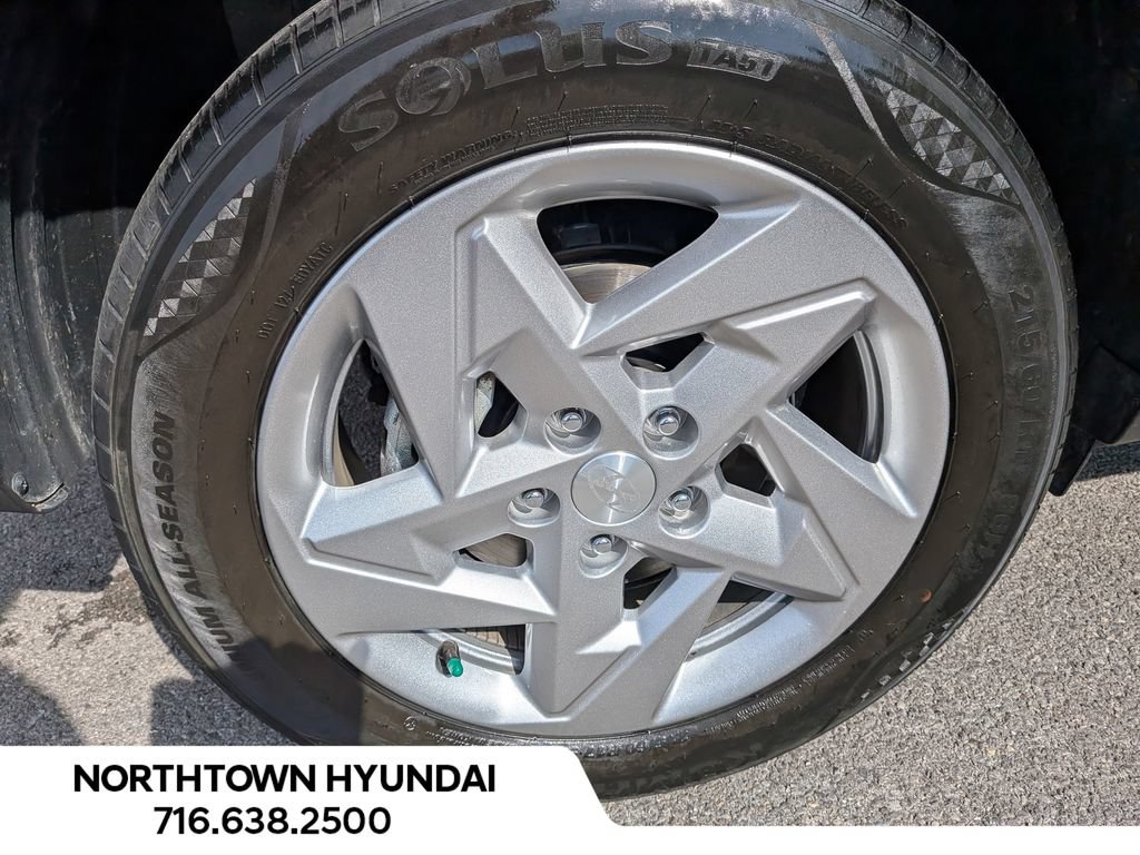 Certified 2024 Hyundai Kona SE AWD/4WD image 39