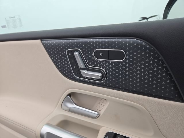 New 2026 Mercedes-Benz GLB 250 4MATIC image 22
