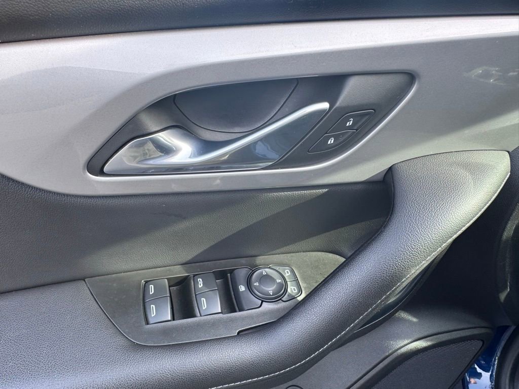 Used 2022 Chevrolet Blazer LT image 13