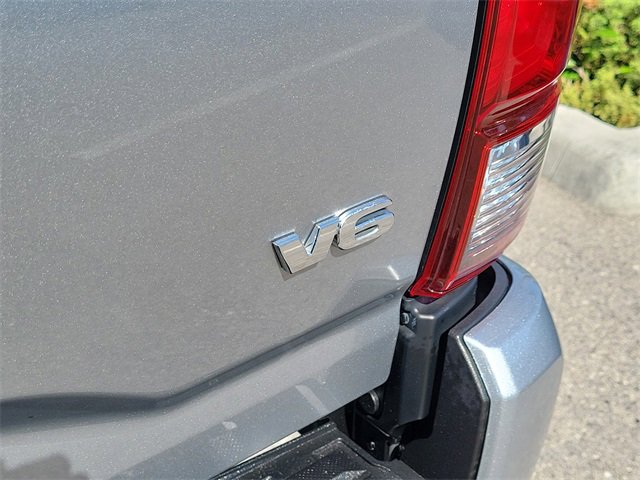 Used 2022 Toyota Tacoma SR image 8