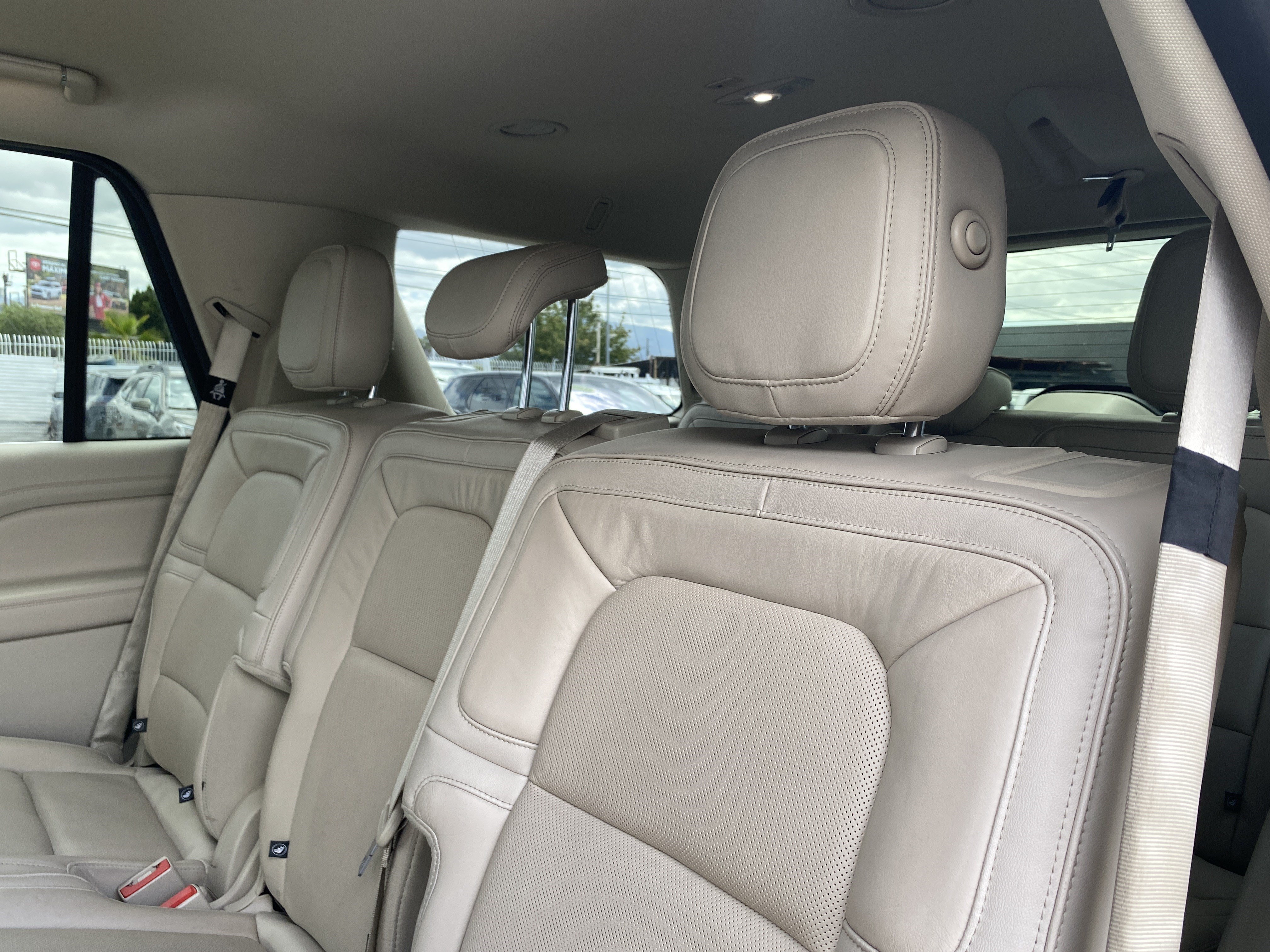 Used 2019 Lincoln Navigator Select w/ Cargo Package RWD image 24