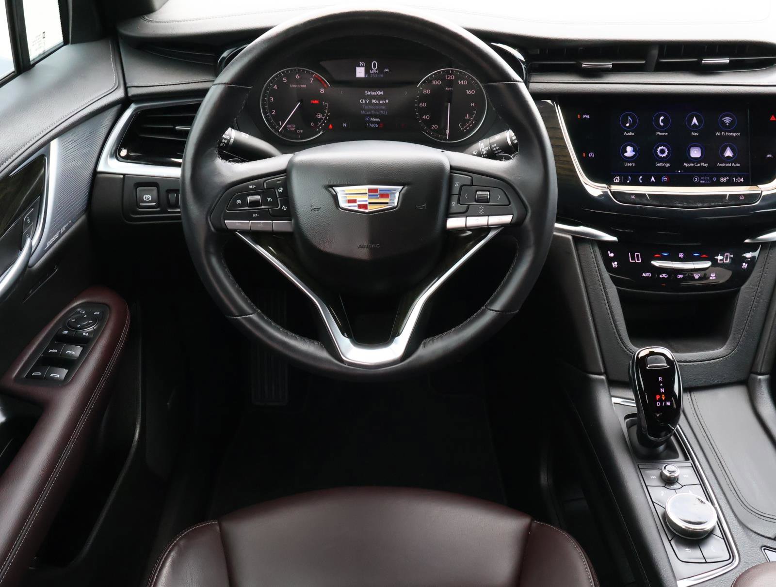 Used 2024 Cadillac XT6 Premium Luxury FWD image 15