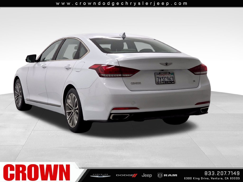 Used 2016 Hyundai Genesis 3.8 RWD image 5