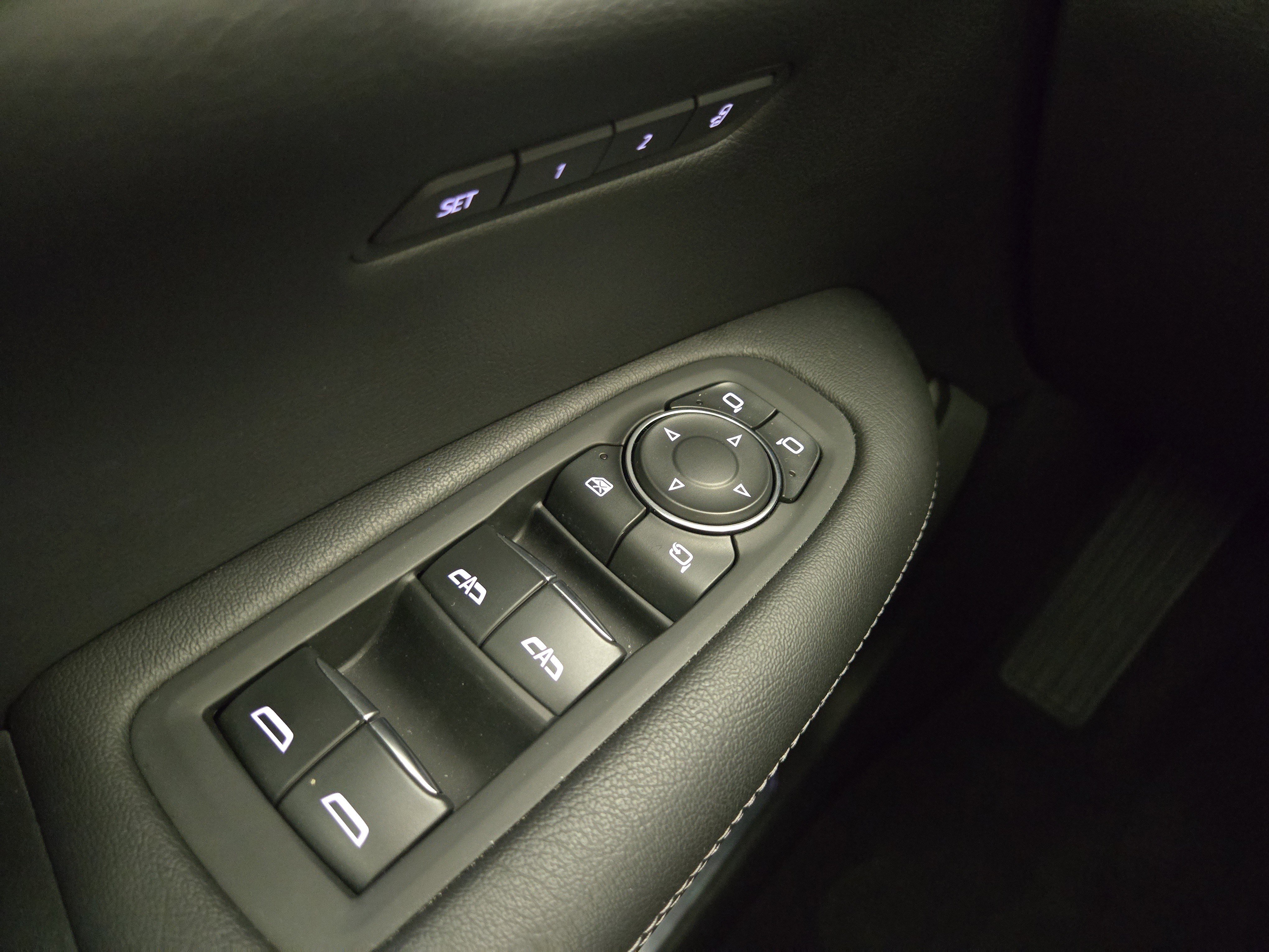Used 2024 Cadillac XT5 Premium Luxury w/ LPO, Floor Liner Package AWD/4WD image 30
