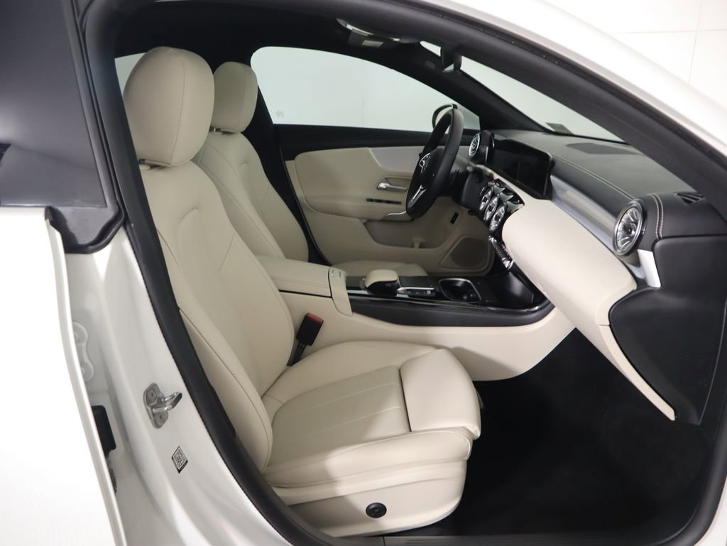Certified 2023 Mercedes-Benz CLA 250 image 20