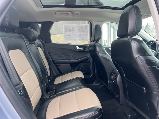 Used 2022 Ford Escape Titanium w/ Titanium Elite Package image 14