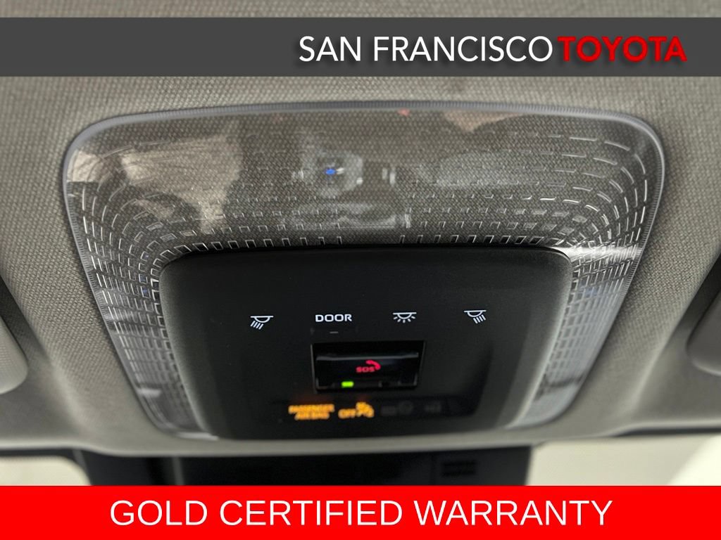Used 2024 Toyota Prius Limited w/ Limited Premium Package FWD image 29