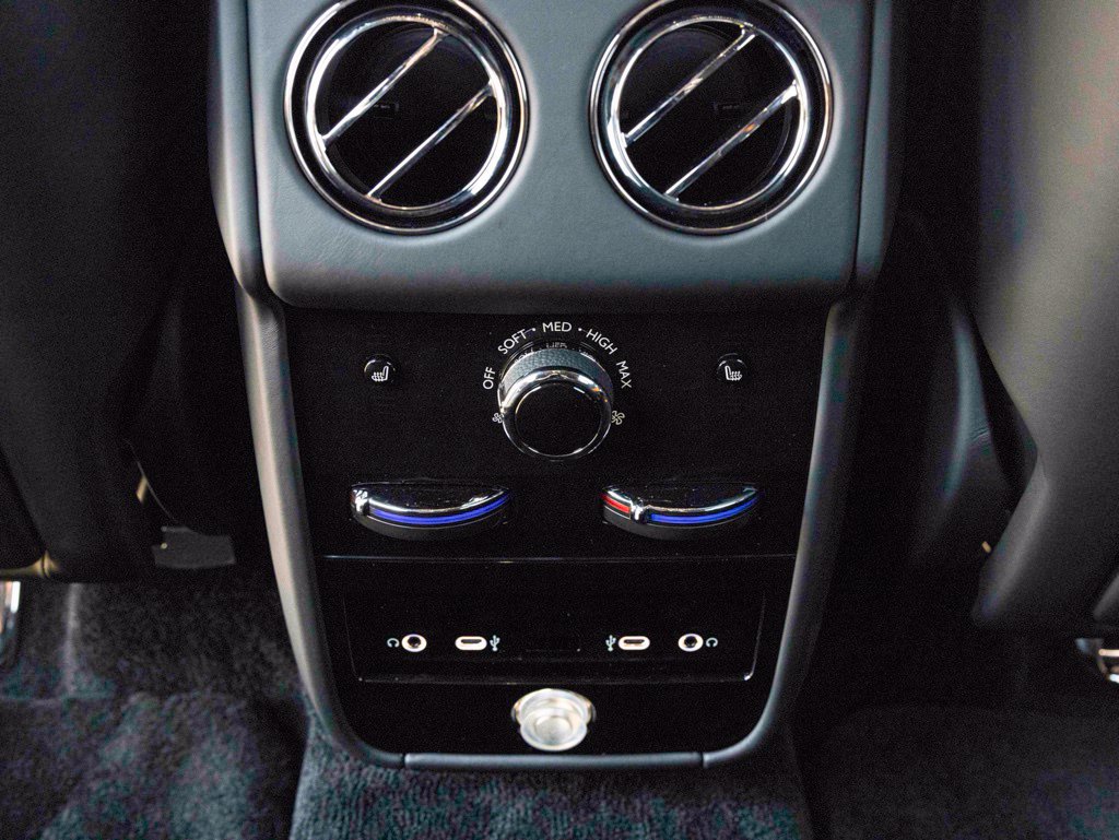 New 2027 Rolls-Royce Cullinan AWD/4WD image 55