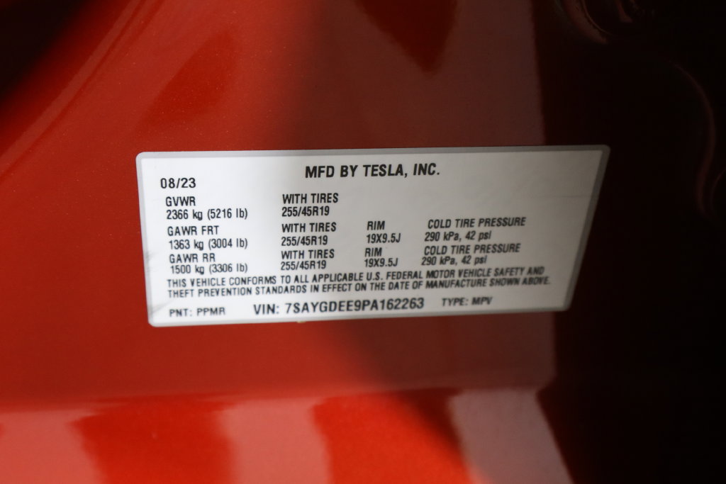 Used 2023 Tesla Model Y Long Range AWD/4WD image 42