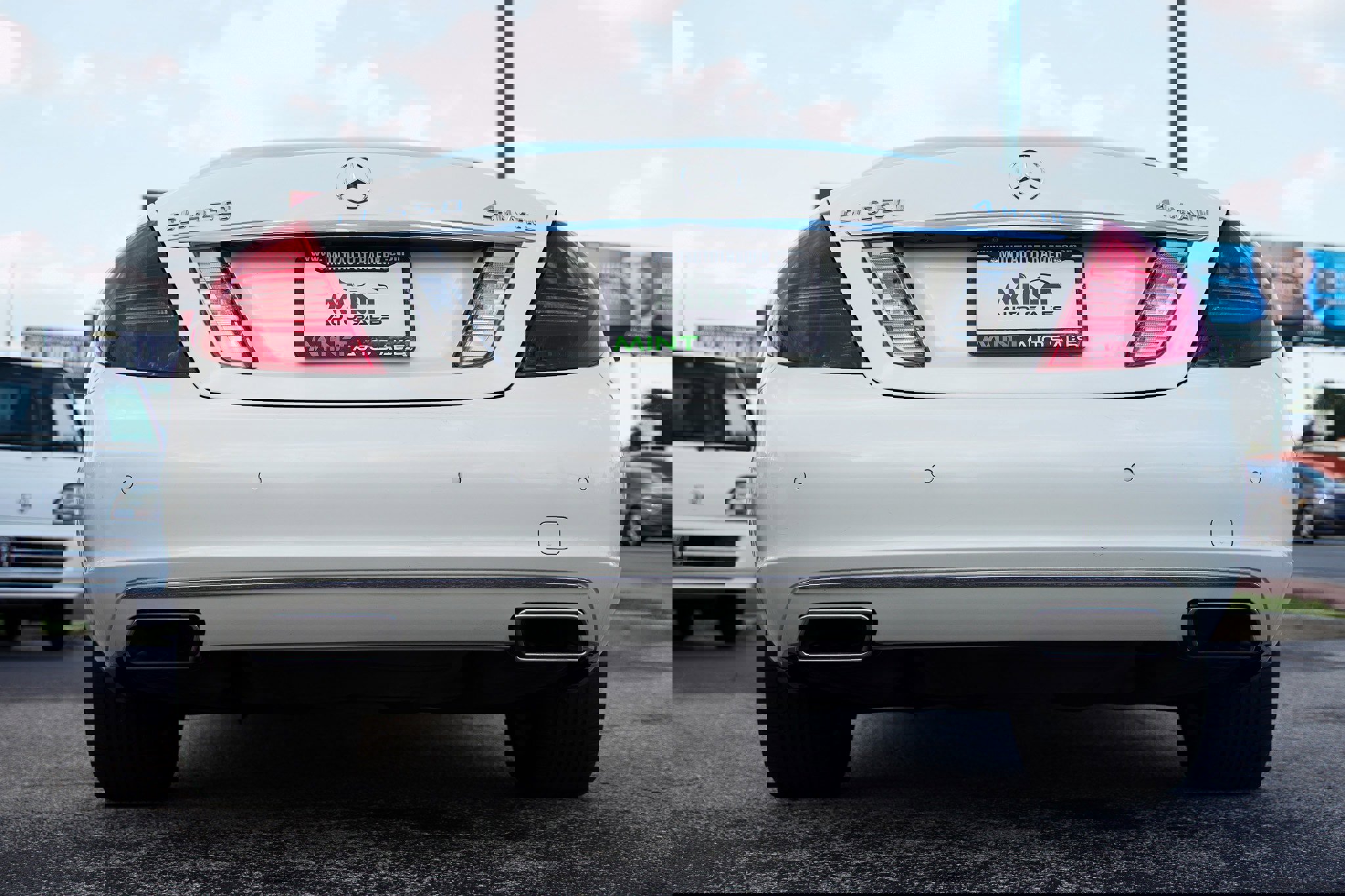 Used 2013 Mercedes-Benz CL 550 4MATIC image 12