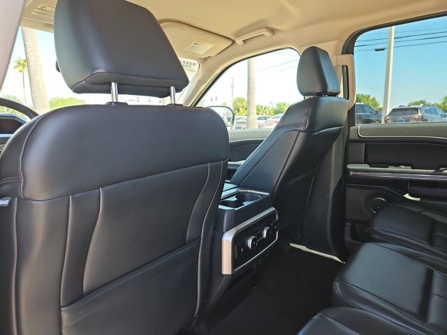 Used 2024 Ford Expedition Max XLT RWD image 12