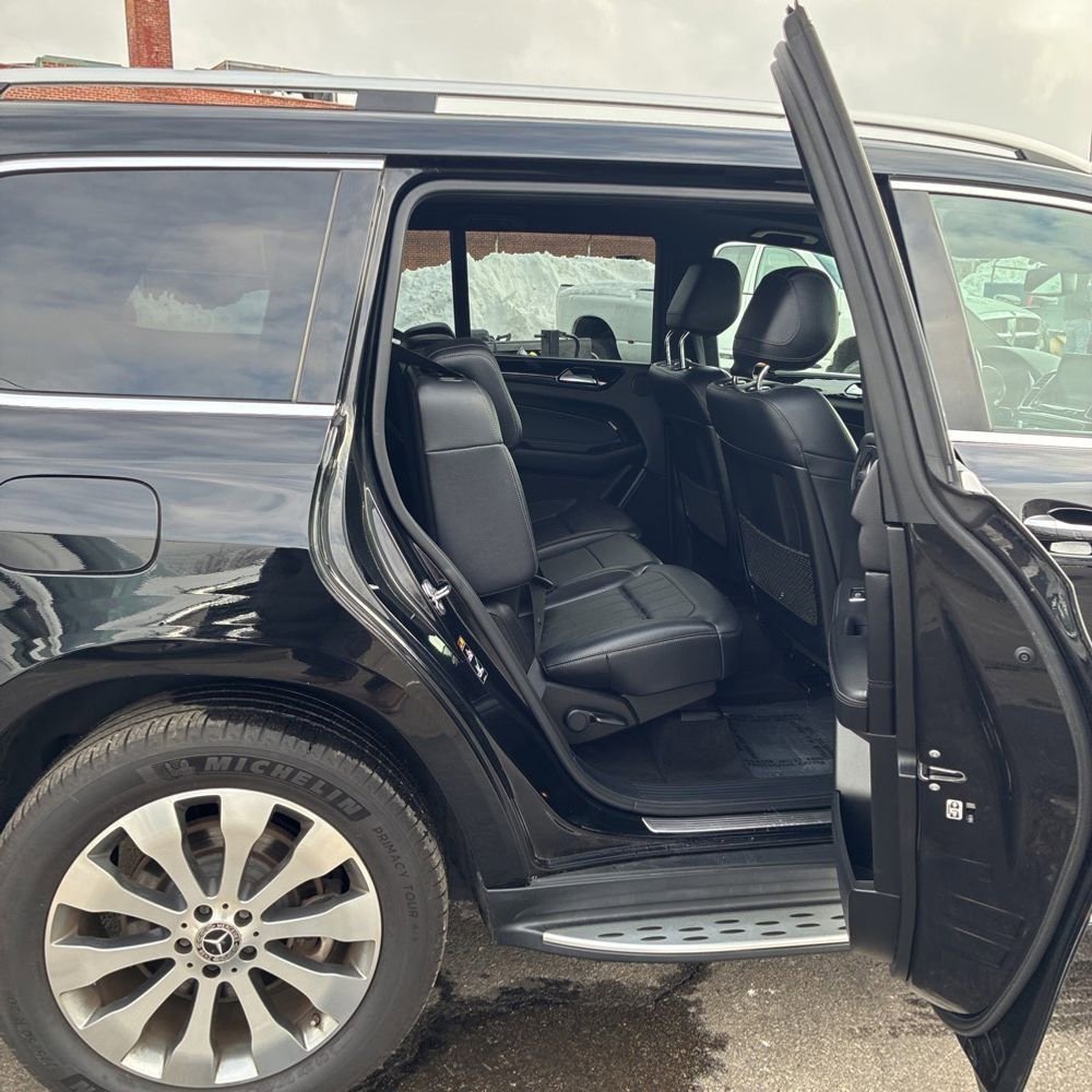 Used 2018 Mercedes-Benz GLS 450 4MATIC image 12