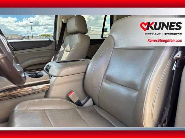 Used 2018 GMC Yukon SLT w/ Premium Edition AWD/4WD image 11
