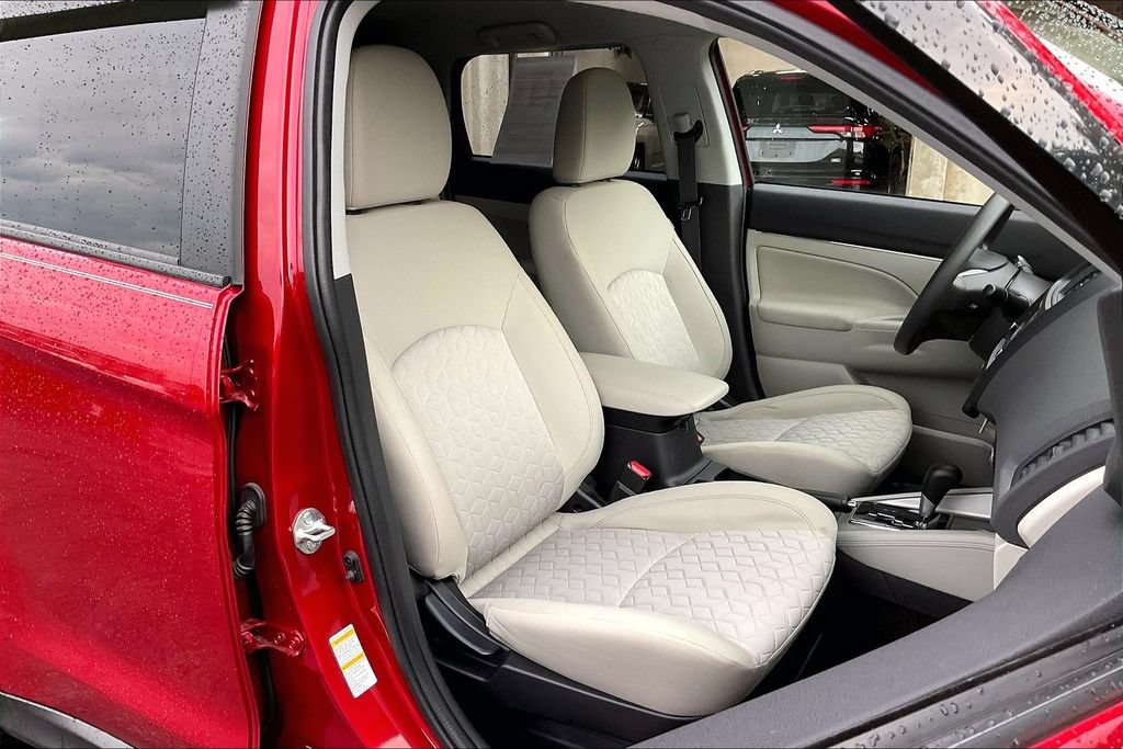Used 2021 Mitsubishi Outlander Sport ES AWD/4WD image 7